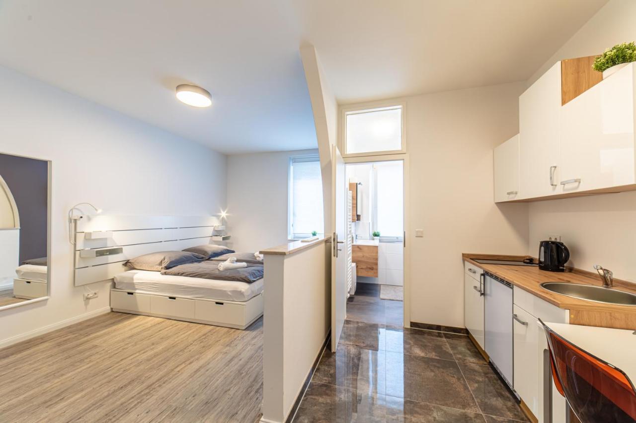 Renoviert Und Modern Apartment Nuremberg Bagian luar foto