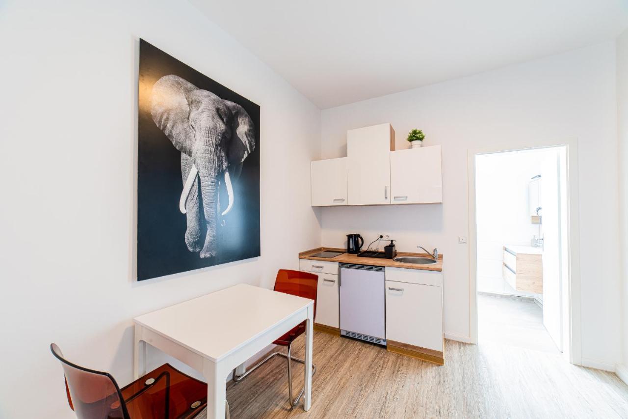 Renoviert Und Modern Apartment Nuremberg Bagian luar foto